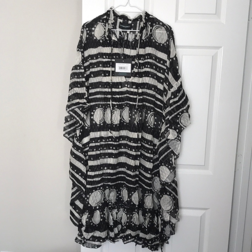 Cynthia Rowley - Black and white, size small Ginevra 100% Silk Kaftan.
